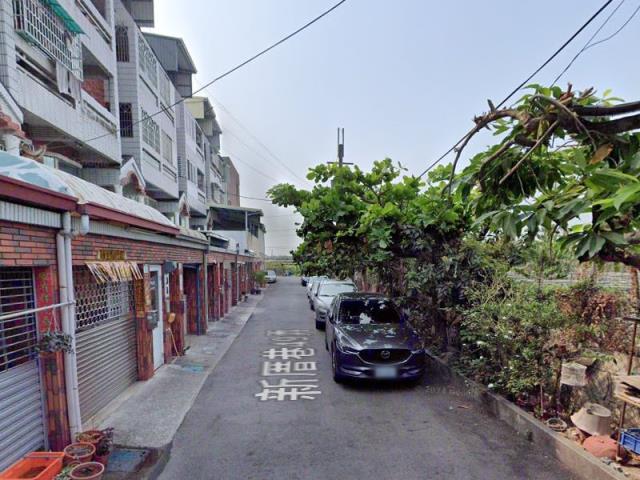 高雄燕巢法拍透天-2