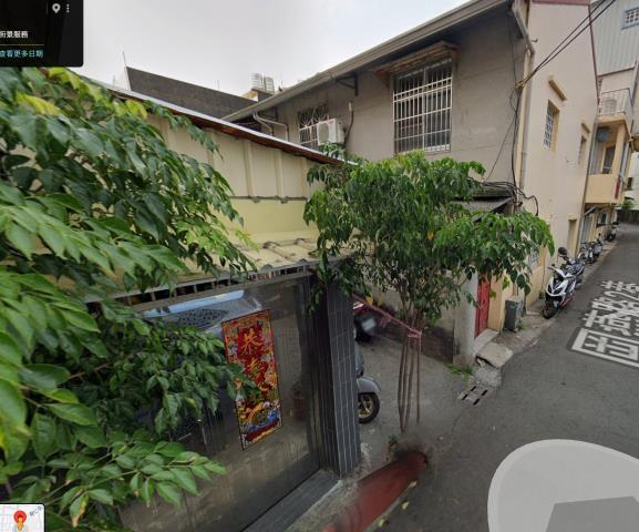 高雄岡山法拍透天-1